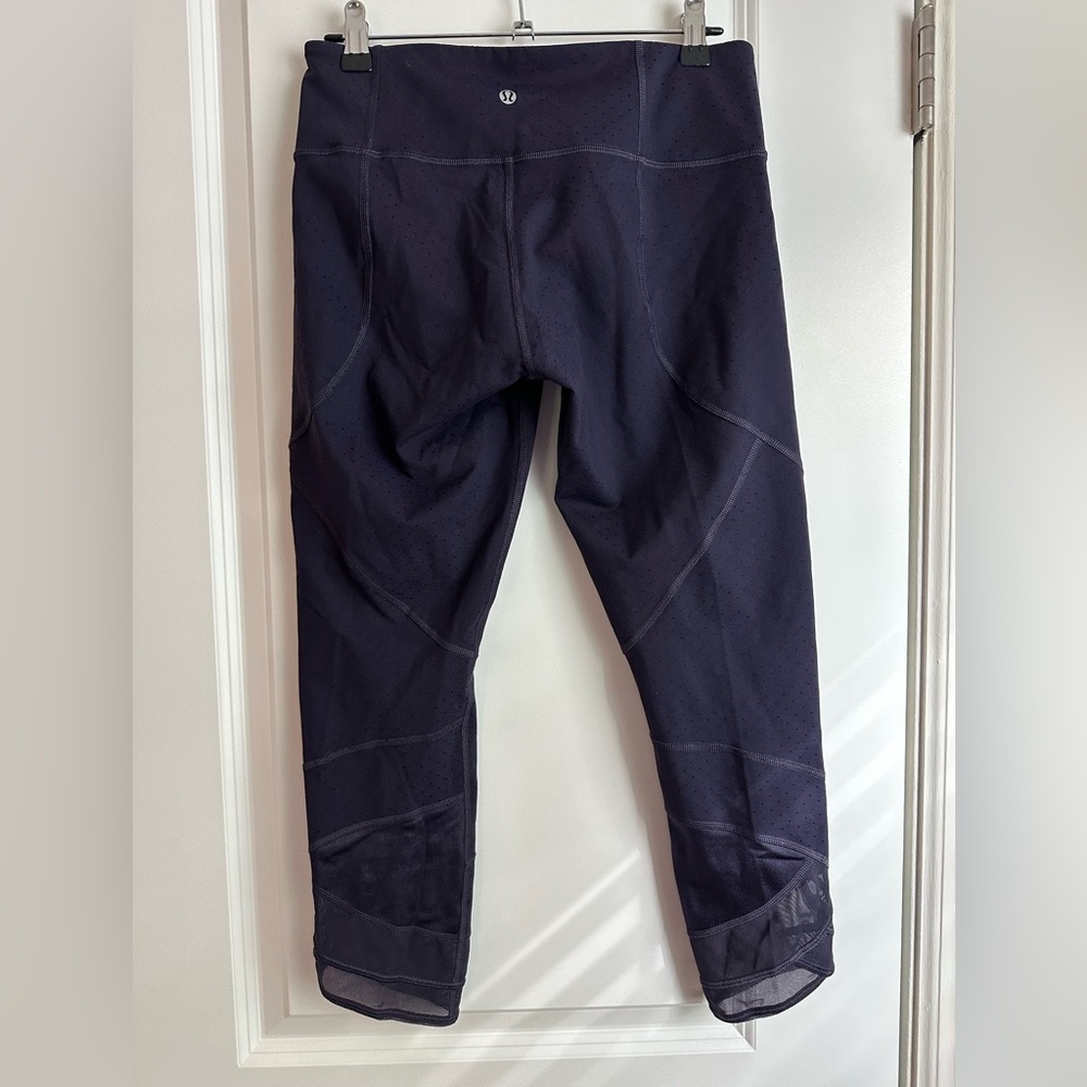 Lululemon Emerge Renewed Crop leggings - Picture 6 of 8